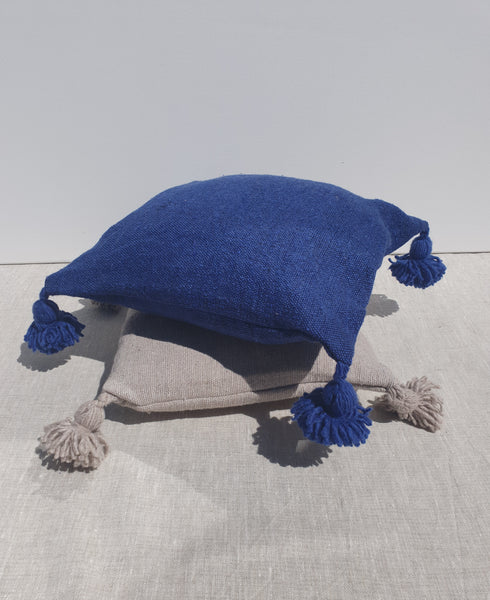 Kussen pompom blauw small