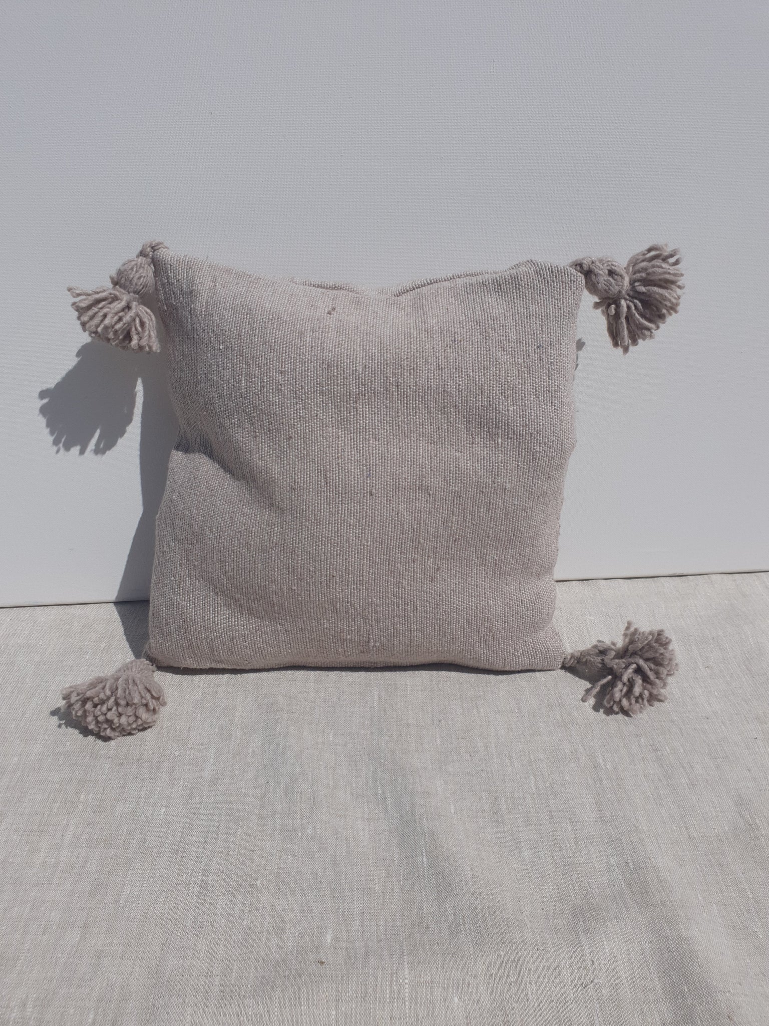 Kussen pompom beige small