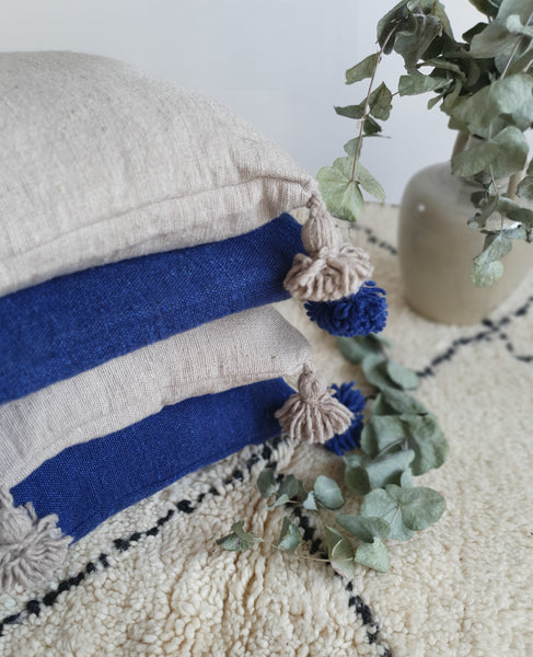 Kussen pompom blauw small